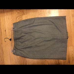 White House Black Market grey lined pencil skirt